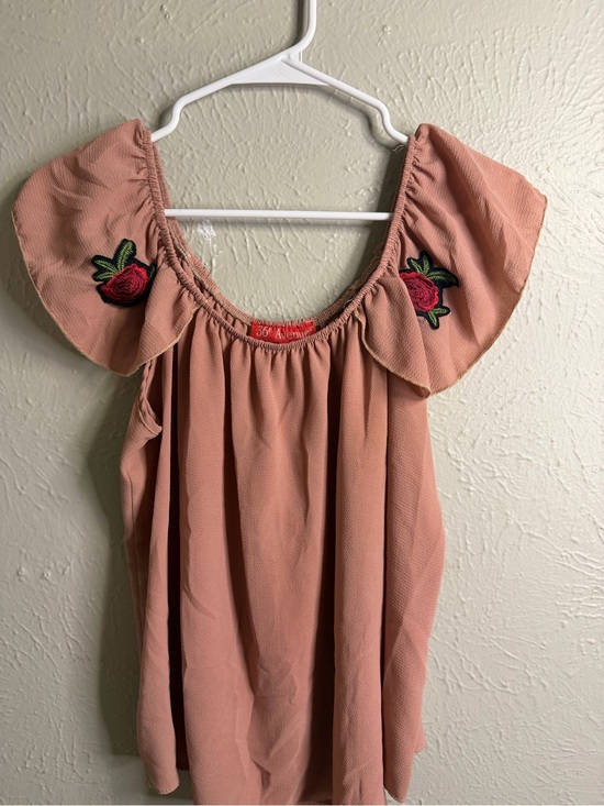 Avenue Tops - Avenue Rose-Embroidered Dusty Pink Off-Shoulder Blouse